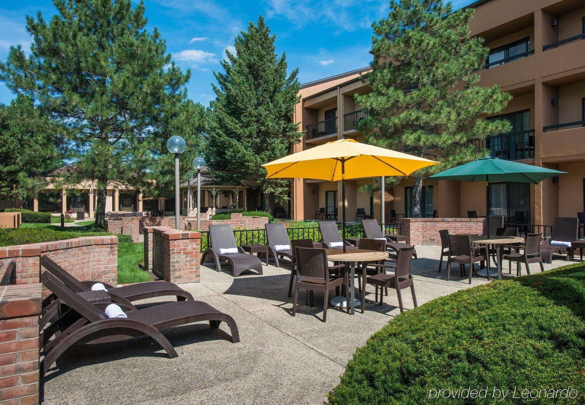 Courtyard Chicago Wood Dale / Itasca Hotel Buitenkant foto